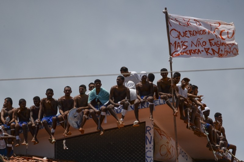 Política de Drogas e Racismo: Legislação brasileira contribui para o genocídio e encarceramento das populações negras