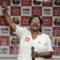 “Nós não somos contra e não vamos nos colocar contrarias a nenhuma mulher negra”, diz Vilma Reis sobre disputa interna no PT da Bahia