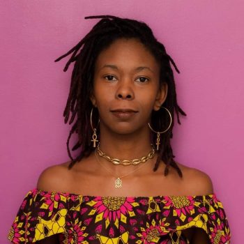 “Mulherismo Africana”, livro da autora Clenora Hudson, é lançado em português pela Editora Ananse