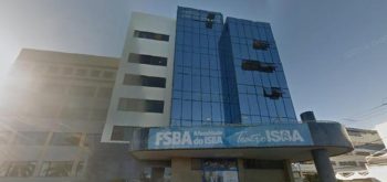 Estudantes da UNISBA se mobilizam após faculdade suspender as atividades de graduação