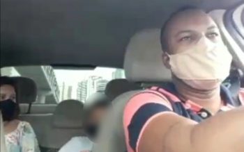 Motorista por aplicativo é vítima de injúria racial durante corrida em Salvador (BA)