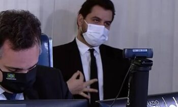 Assessor da Presidência, Filipe Martins, é absolvido da acusação de racismo por gesto supremacista no Senado
