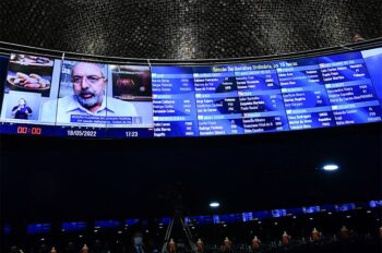 Senado aprova projeto que equipara injúria racial ao crime de racismo em eventos esportivos e culturais