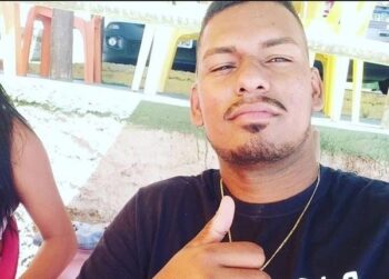 Mulher esconde celular em cômodo da casa para filmar a agressão do marido