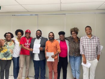 Comunicadores negros da Bahia entregam carta com reivindicações ao governo eleito