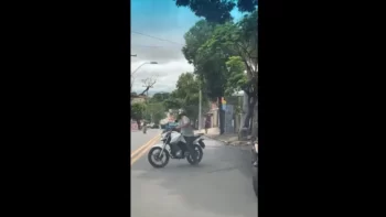 Homem em situação de rua atira pedras contra viatura é baleado por PM em Goiás