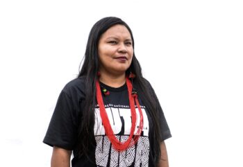 <strong>“A criação do Ministério dos Povos Indígenas apenas, não resolve os nossos problemas”, </strong>afirma ativista do movimento de mulheres indígenas 