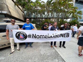 Professores aprovados no concurso da Uneb relatam transtornos enfrentados pela demora na nomeação