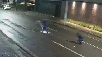 Mulher morre atropelada após ser agredida e deixada em via pública por seguranças de boate no Paraná