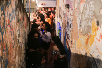 Dia da Visibilidade Lésbica: Conheça bares e espaços seguros criados por e para mulheres, em Salvador (BA)