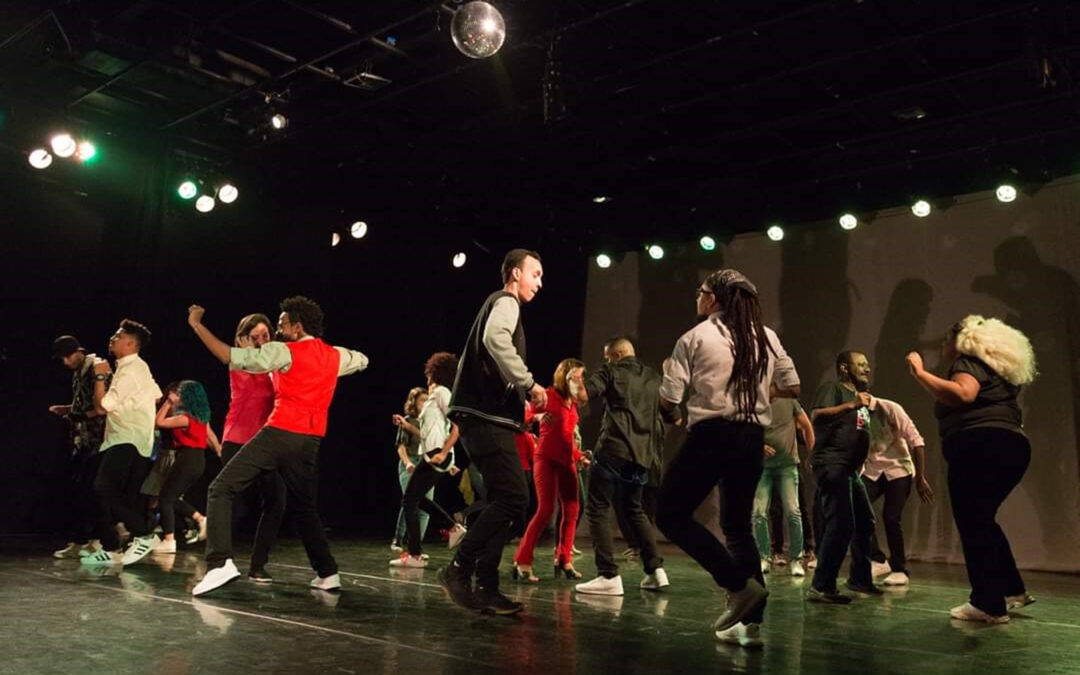 Espetáculo no Rio de Janeiro (RJ) comemora 10 anos da primeira companhia de Dança Charme profissional do Brasil