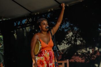 Casa Poéticas Negras leva cultura afrocentrada à FLIP 2023