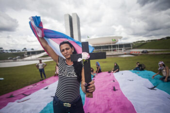 Mulheres e negras são perfil predominante entre pessoas trans assassinadas no Brasil em 2023, aponta relatório