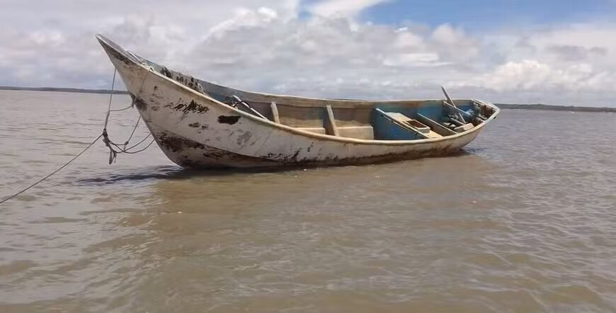 Corpos encontrados em barco à deriva no Pará podem ser de imigrantes africanos