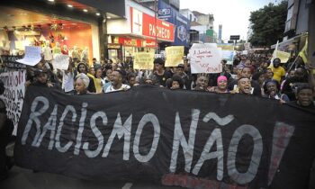 Projeto de Lei propõe veto de condenados por racismo para nomeação em cargos públicos