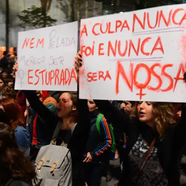 STF decide impor penalidades a autoridades que questionarem vida sexual de mulheres vítimas de violência