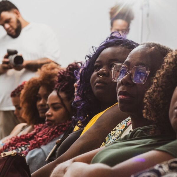 Noite de abertura do Festival Latinidades é marcada por lançamento do documentário “Afrolatinas – 30 anos em Movimentos”