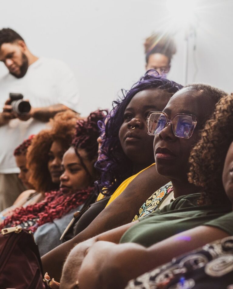 Noite de abertura do Festival Latinidades é marcada por lançamento do documentário “Afrolatinas – 30 anos em Movimentos”