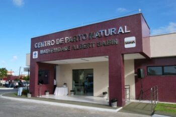 Mulher denuncia violência obstétrica que teria causado a morte da filha em Salvador (BA)