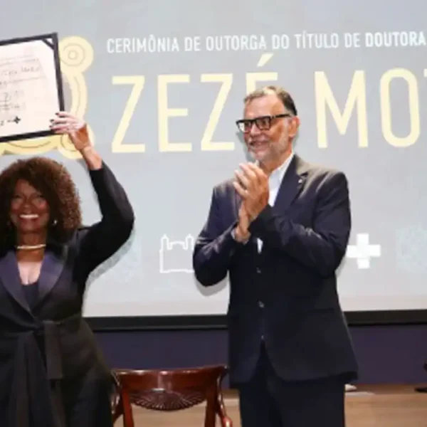 Atriz Zezé Motta é a primeira artista a receber título de Doutora Honoris Causa da Fiocruz