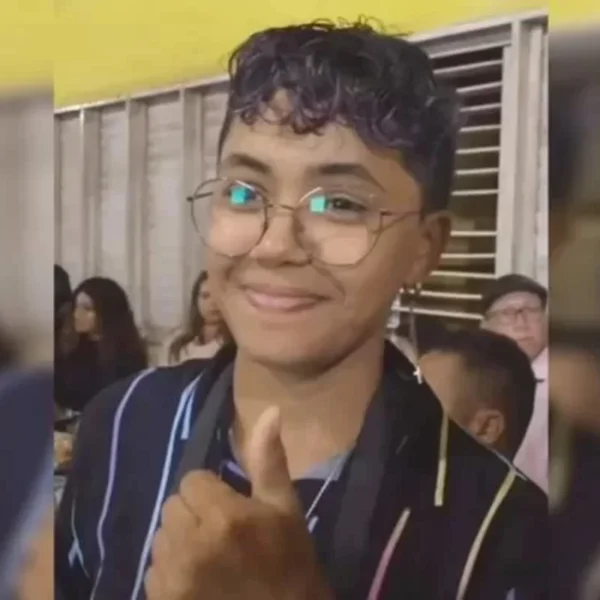 Ato público em São Luís (MA) exige justiça um ano após o lesbocídio de Ana Caroline Campelo