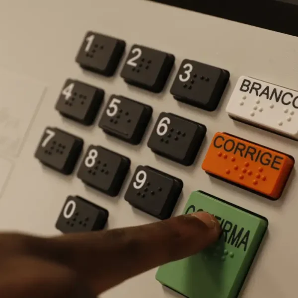 Fraude na cota de gênero leva à cassação de 10 vereadores em diversas cidades do país