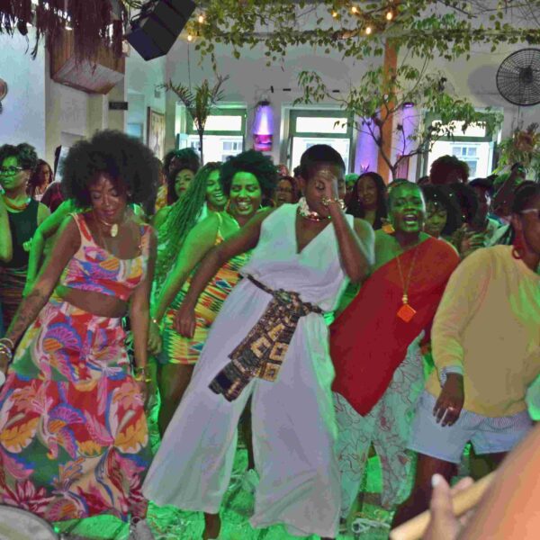 Evento GiroDelas celebra mulheres negras com oficinas, cultura e baile no Rio de Janeiro