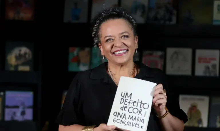 Ana Maria Gonçalves é eleita a primeira mulher negra da Academia Brasileira de Letras