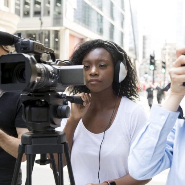 Rede de proteção digital para comunicadoras negras será lançada nesta quinta-feira (28)