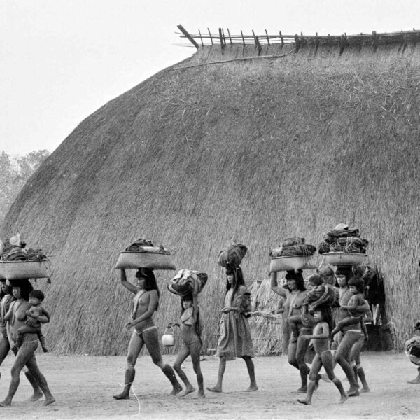 Clássico da denúncia indígena no Brasil, ‘Nossos índios, nossos mortos’ ganha edição especial de 50 anos