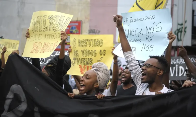 Levantamento inédito da Fiocruz mostra que juventude negra é a maior vítima de mortes violentas no Brasil