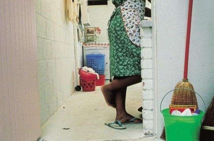 Mulher adotada aos 6 anos foi mantida em trabalho análogo à escravidão por casal em Salvador (BA)