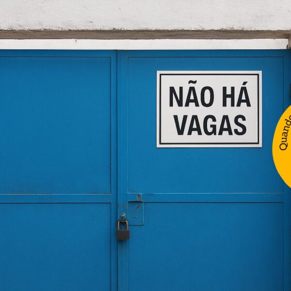 Falta de vagas deixa crianças fora da escola no Bairro de Itapuã, em Salvador (BA)