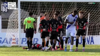 Jogador é demitido após cometer ofensa racista e levar soco durante partida no Paraná