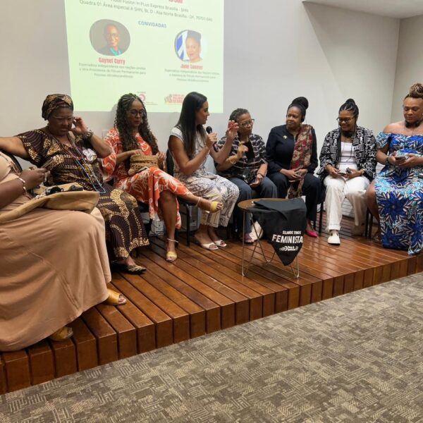 Ativistas brasileiras dialogam com representantes do Fórum da ONU sobre direitos de mulheres negras