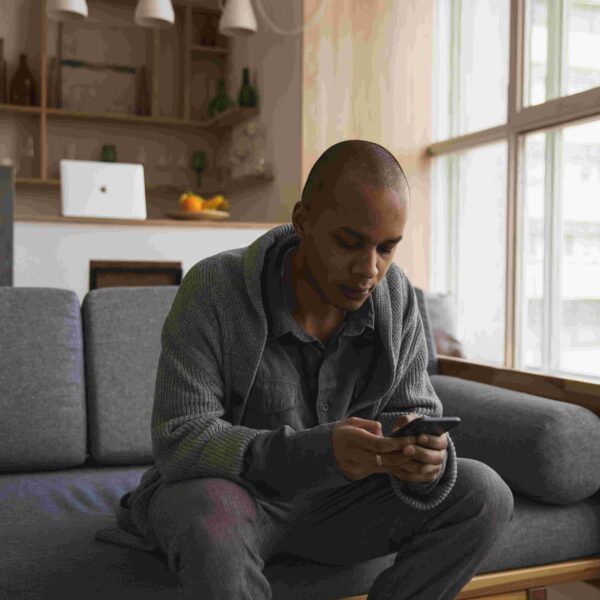 52,2% da população desconhece caminhos para denunciar racismo, aponta estudo