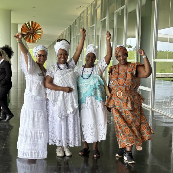Cidade baiana realiza mutirão para oficializar nomes de santo no registro civil