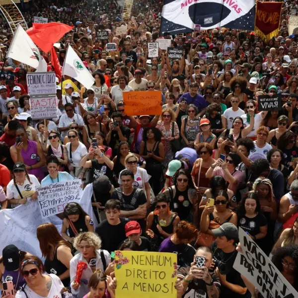 Brasil registra recorde de crimes de feminicídio em 2025