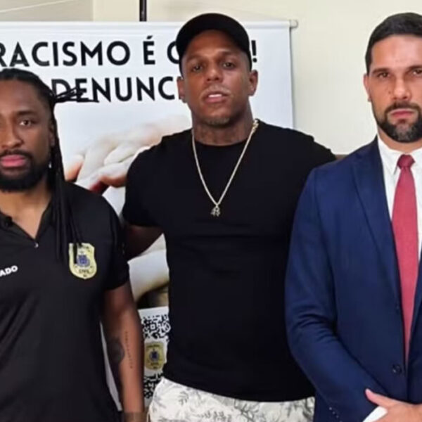 ‘Tenho nojo de homem preto’: Cantor Oh Polêmico denuncia racismo em salão de beleza na Bahia