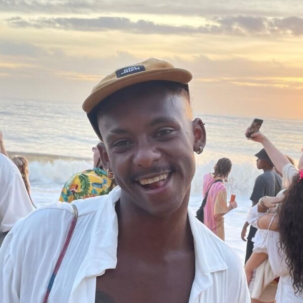 Caso Vitinho: quase um ano após a morte do jovem, família enfrenta a morosidade do judiciário baiano