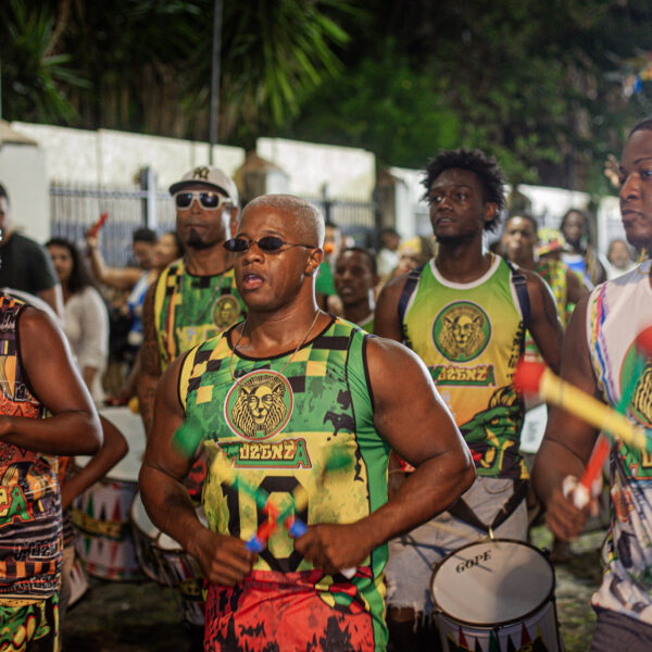 Muzenza desfila no Carnaval 2026 com o tema “Ginga: a Arte do Negro no Futebol”
