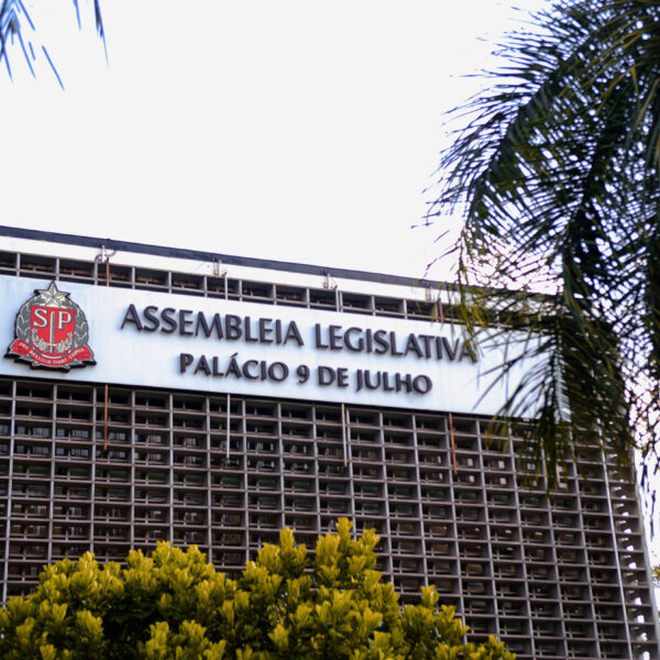 Deputadas de São Paulo solicitam CPI do Feminicídio e cobram transparência do governo Tarcísio Freitas