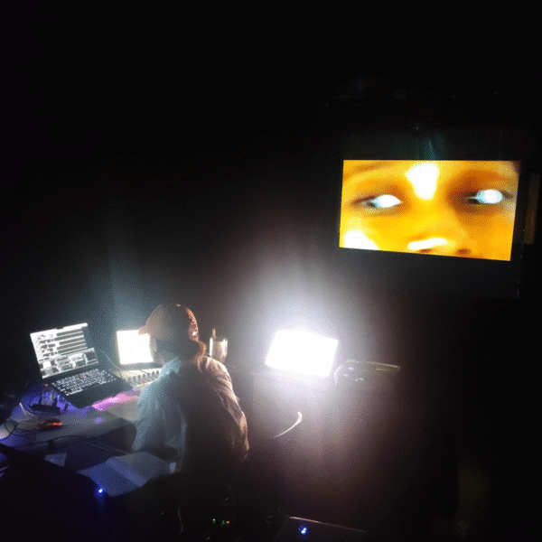 Instalação artística “OSSALITRES” estreia temporada gratuita no MAB em Salvador (BA)