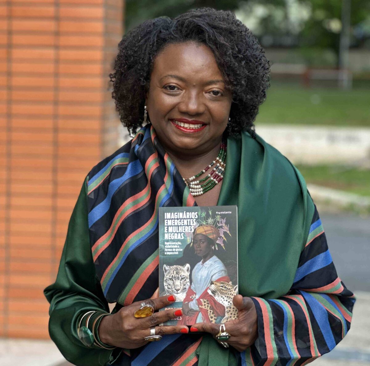 Em Salvador (BA), Rosane Borges lança livro sobre mulheres negras e novos projetos de sociedade