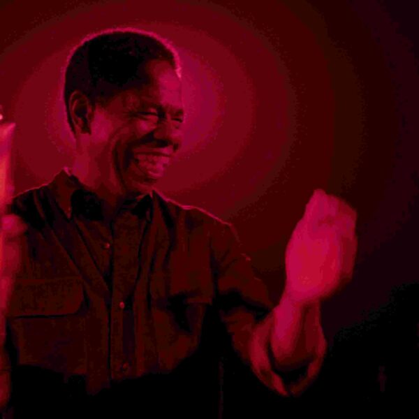 Documentário destaca legado do percussionista brasileiro Paulinho da Costa na música estadunidense