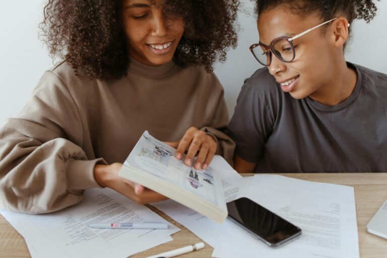 Formação gratuita impulsiona negócios de mulheres negras em Salvador (BA) e outras capitais