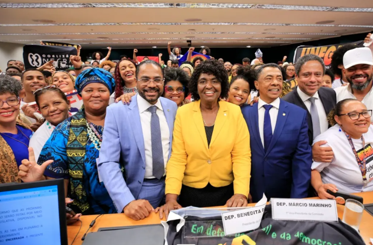 Bancada Negra lança campanha por aprovação da PEC da Reparação no Congresso