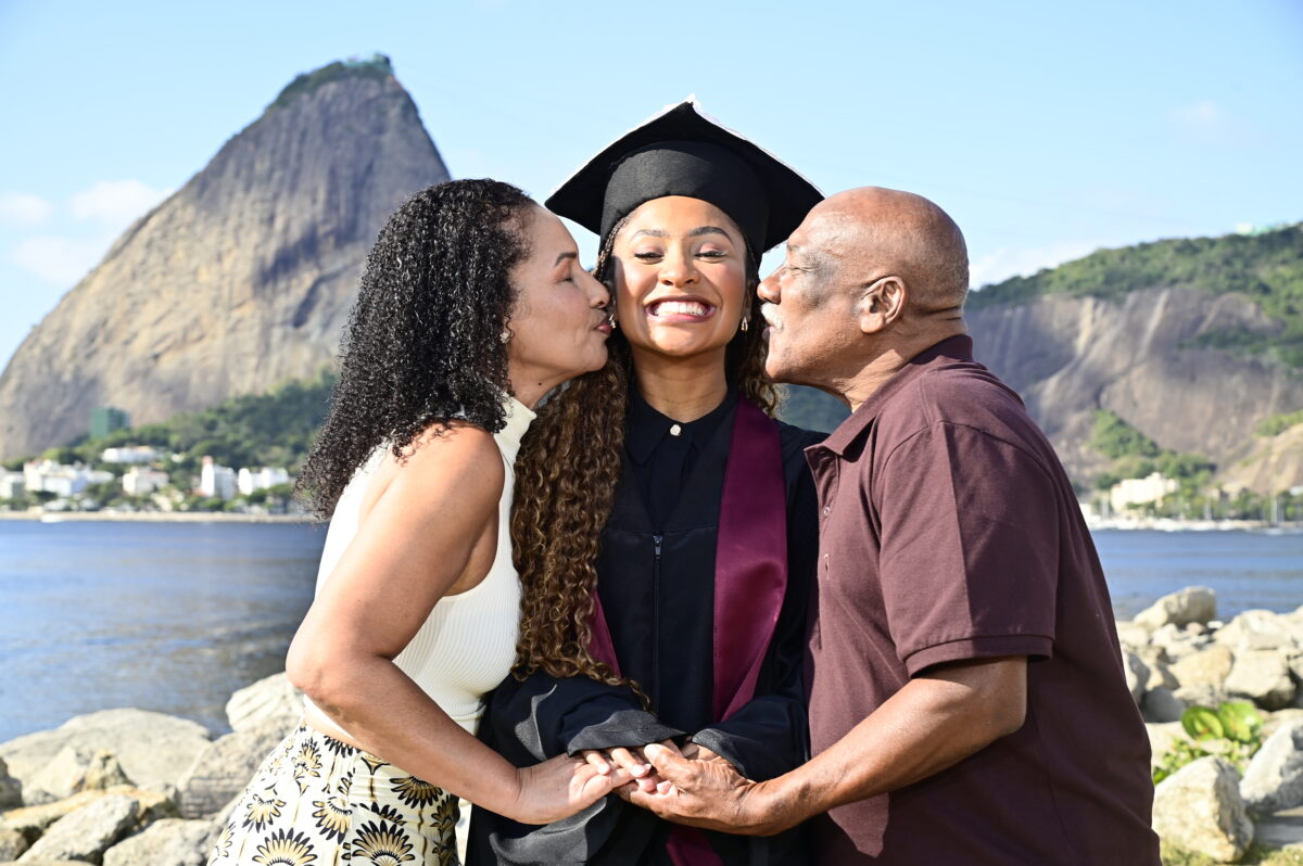 Estudante denuncia racismo institucional e enfrenta processo com risco de expulsão em universidade do Rio