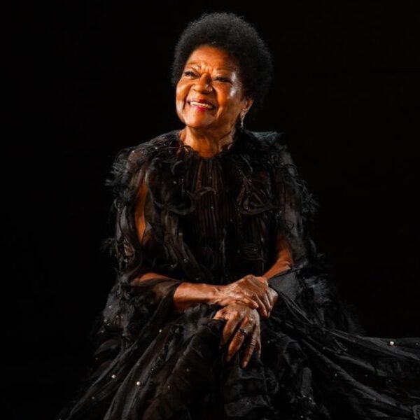 Filme sobre a trajetória da cantora Alaíde Costa estreia em Salvador (BA)