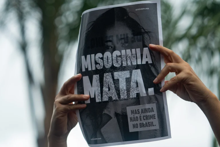 Mulheres se mobilizam pela votação imediata do PL da Misoginia na Câmara dos Deputados